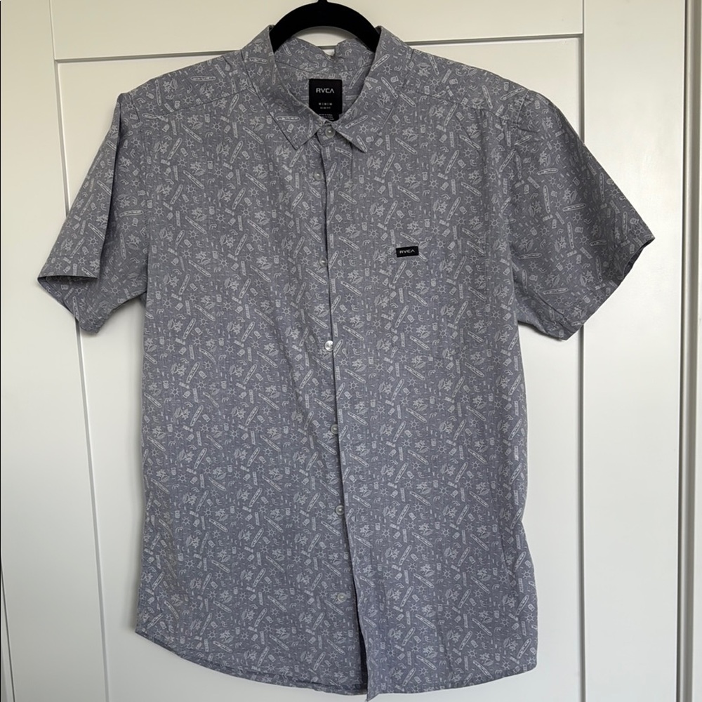 RVCA Gray Print Casual Button Down Short Sleeve Shirt